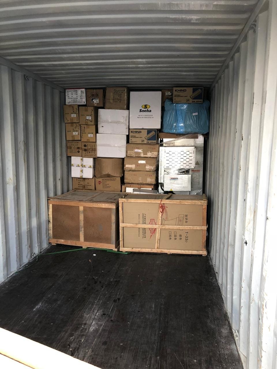 Cargo consolidation and warehousing
